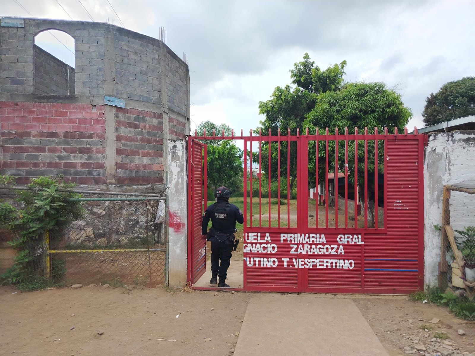 Descartada presencia de personas armadas en primaria de Uruapan; SSP refuerza vigilancia