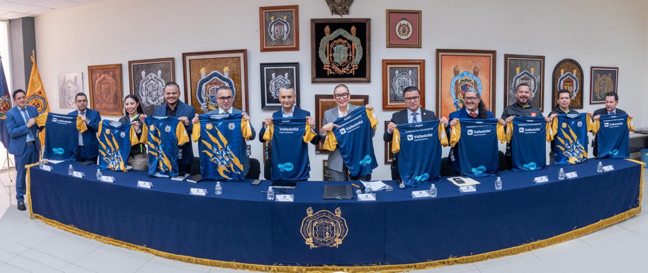 UMSNH y Caja Morelia Valladolid cierran convenio en beneficio del deporte; se destaca compromiso social de ambas instancias UMSNH y Caja Morelia Valladolid cierran convenio en beneficio del deporte; se destaca compromiso social de ambas instancias