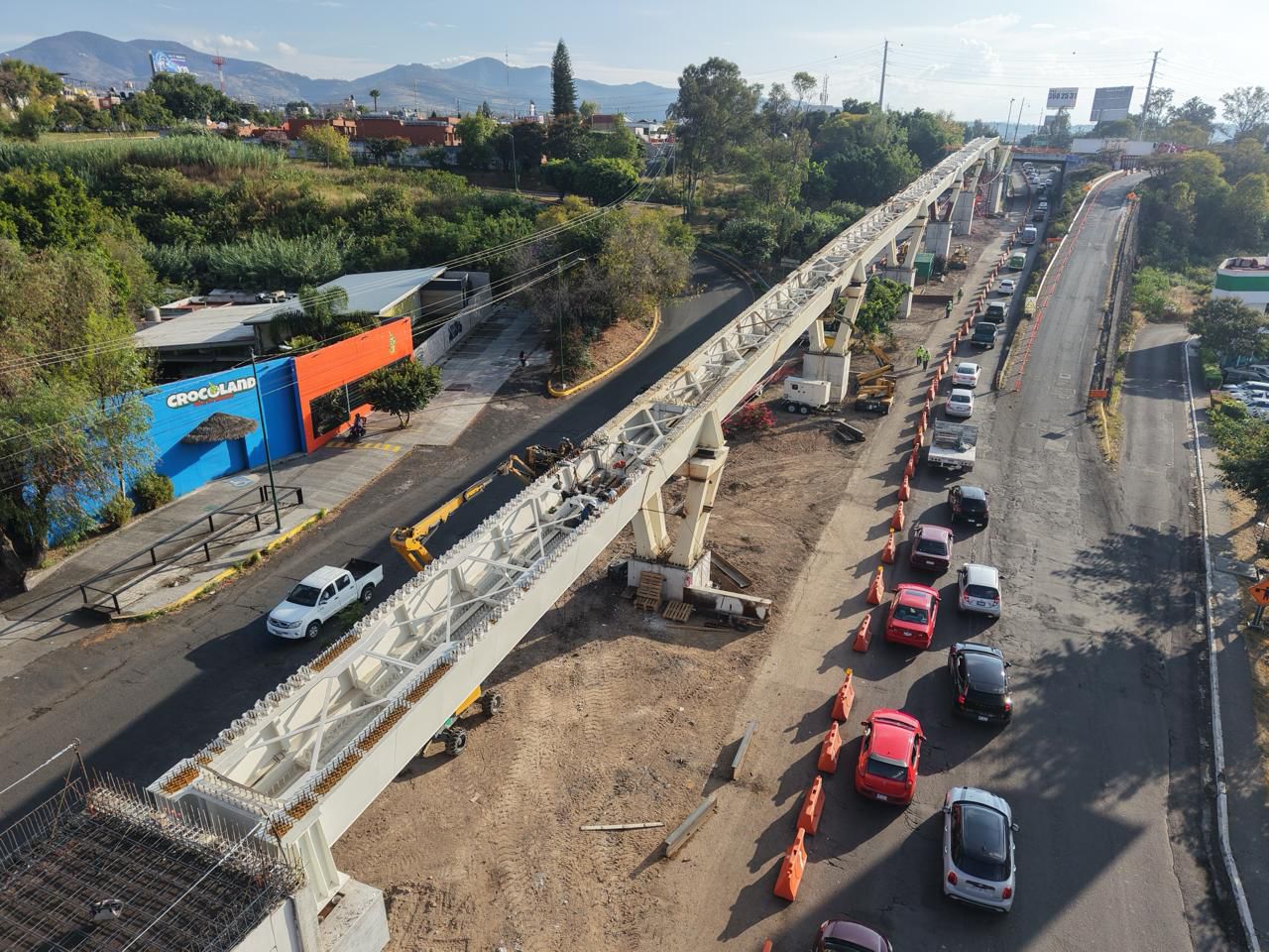 Distribuidor vial salida Pátzcuaro reducirá los accidentes viales en la zona: Rogelio Zarazúa