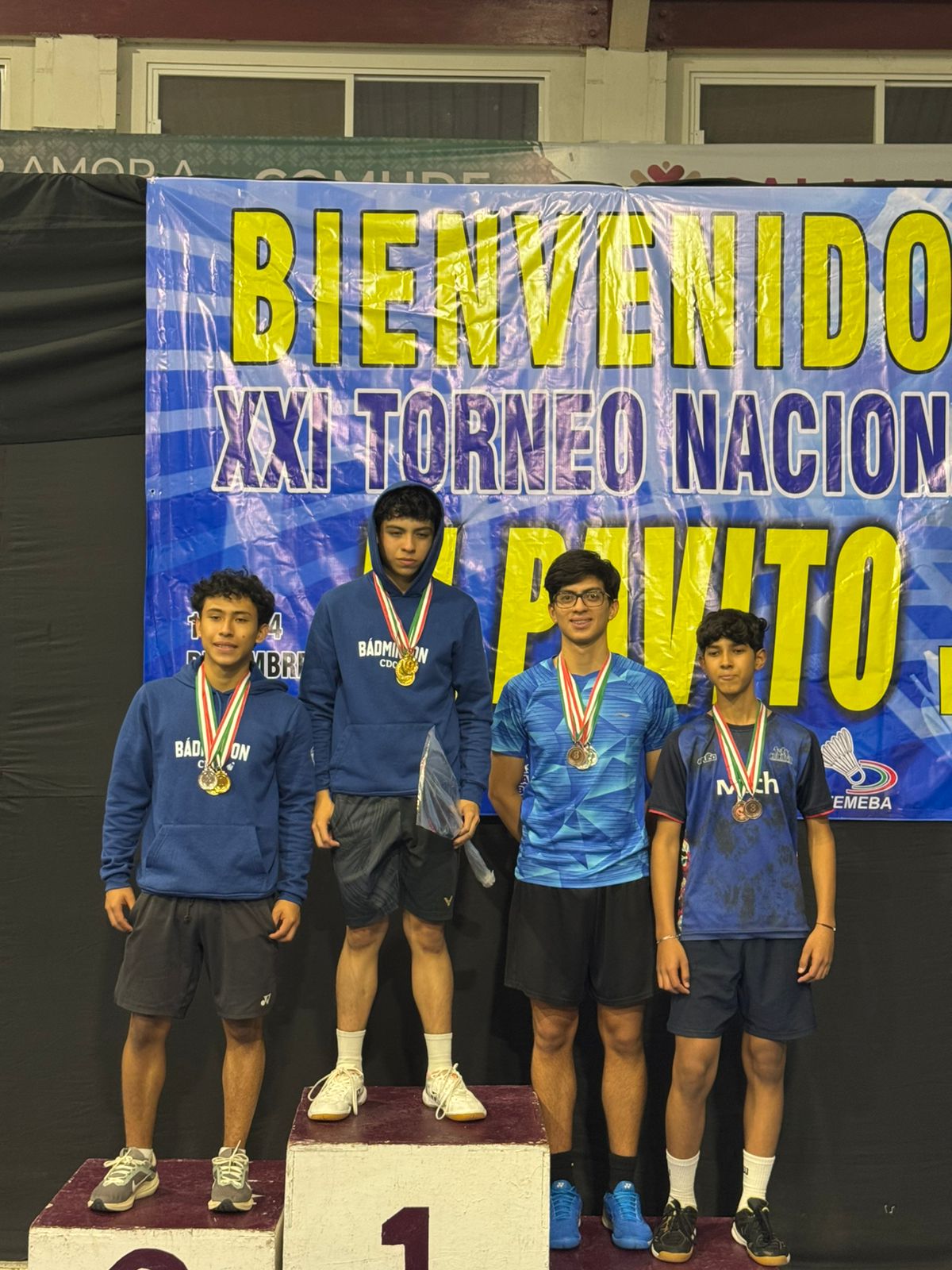 Deportistas nicolaitas arrasaron con medallas en justa nacional de bádminton