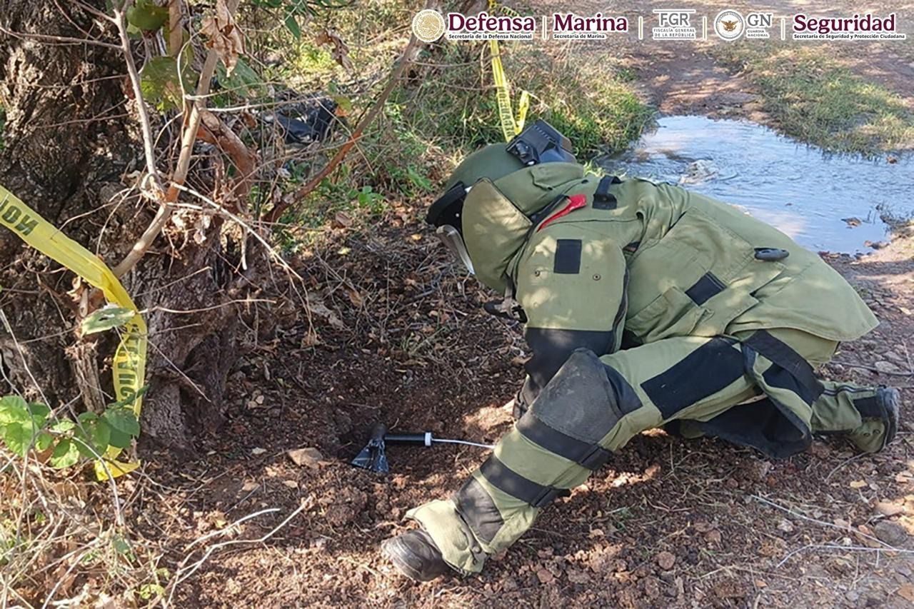 Detienen a 5 personas y aseguran cartuchos en Michoacán