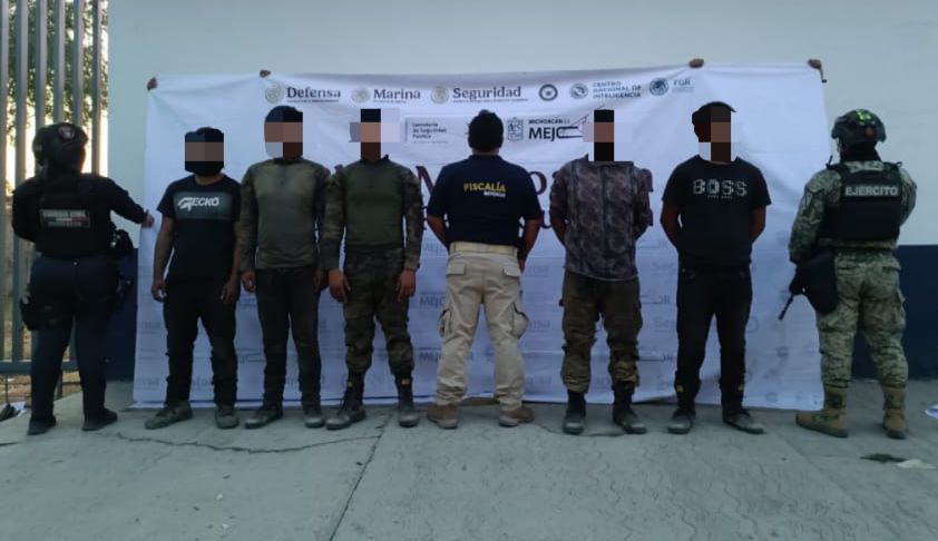 En Buenavista, detenidas 6 personas en posesión de 7 fusiles: SSP En Buenavista, detenidas 6 personas en posesión de 7 fusiles: SSP