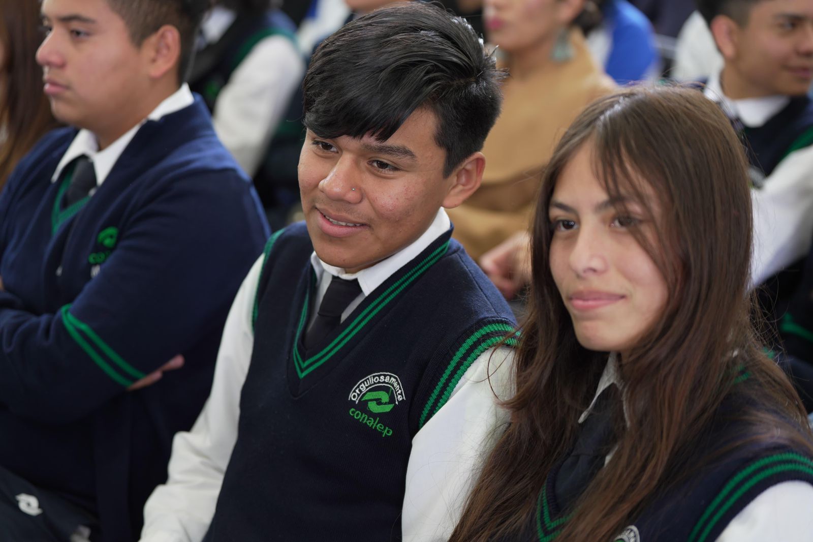 Michoacán, primer estado del país que dotará Internet gratuito a estudiantes de prepa y universidad: Iemsysem