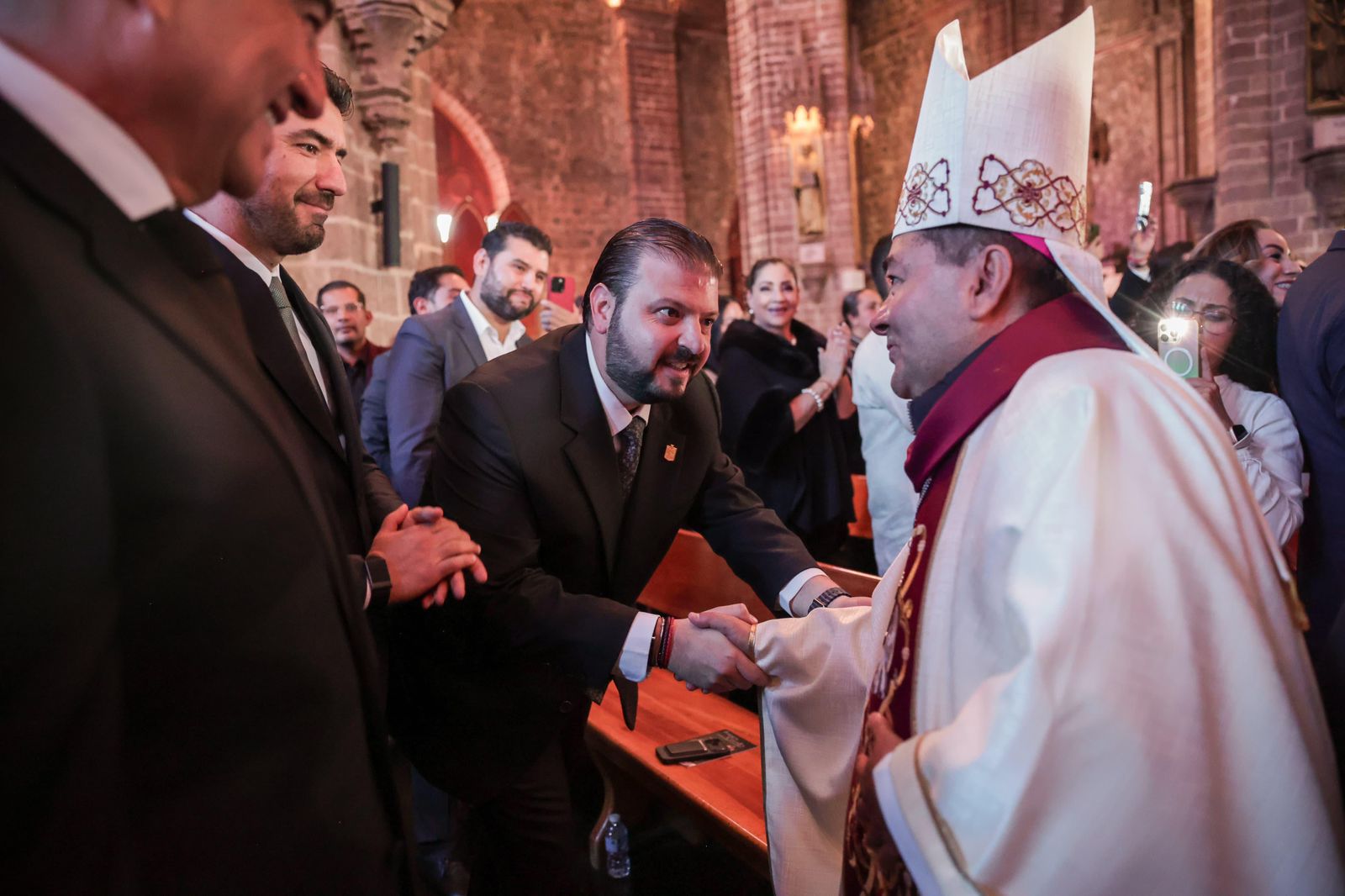 Diálogo permanente con la Iglesia Católica: Raúl Zepeda Diálogo permanente con la Iglesia Católica: Raúl Zepeda