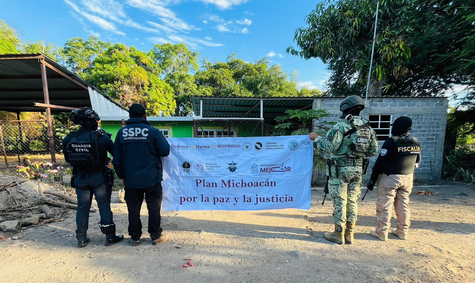 SSP y FGE aseguran 19 inmuebles de “El Botox” en Apatzingán