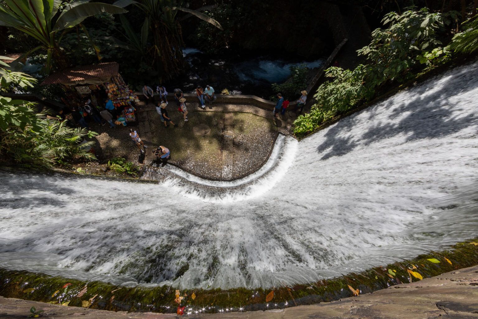 Sectur eleva la calidad del servicio en el Parque Nacional de Uruapan para recibir al turismo Sectur eleva la calidad del servicio en el Parque Nacional de Uruapan para recibir al turismo