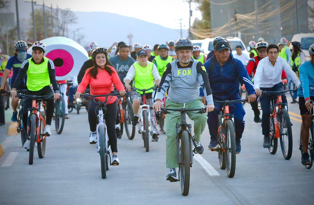 Estrenan con rodada ciclista la ampliación de la av. Amalia Solórzano Estrenan con rodada ciclista la ampliación de la av. Amalia Solórzano