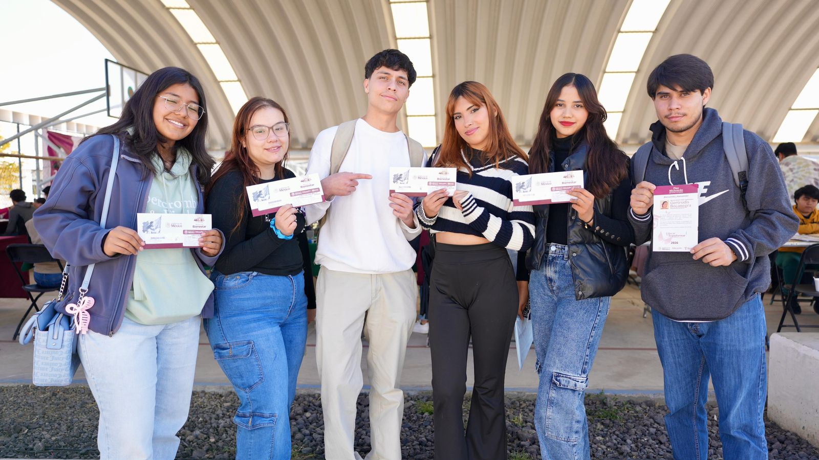 Inicia entrega de tarjetas Gertrudis Bocanegra en Michoacán