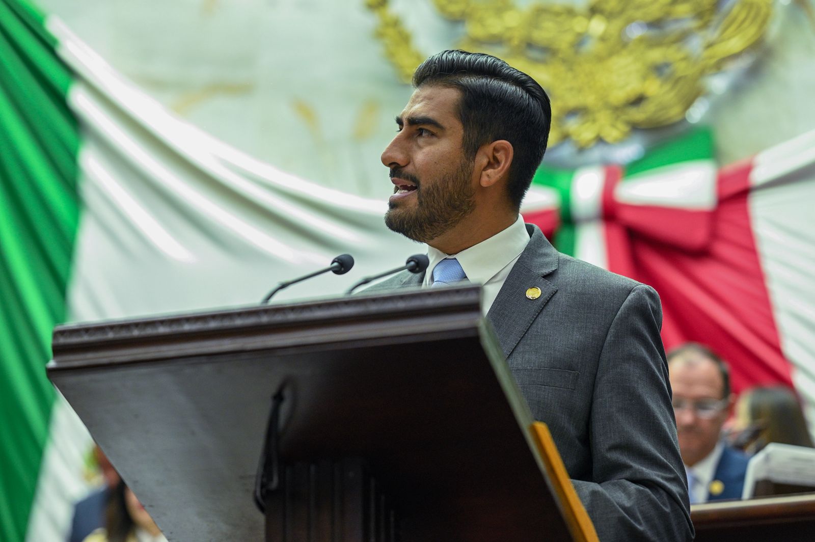 Alfonso Chávez propone reformar Ley de Bibliotecas para incluir a personas adultas mayores