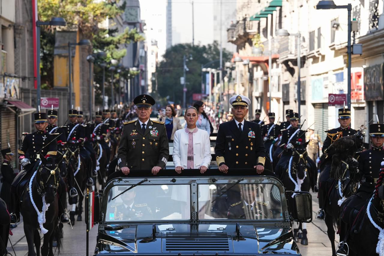 Encabeza presidenta conmemoración del 113 aniversario de la marcha de la lealtad