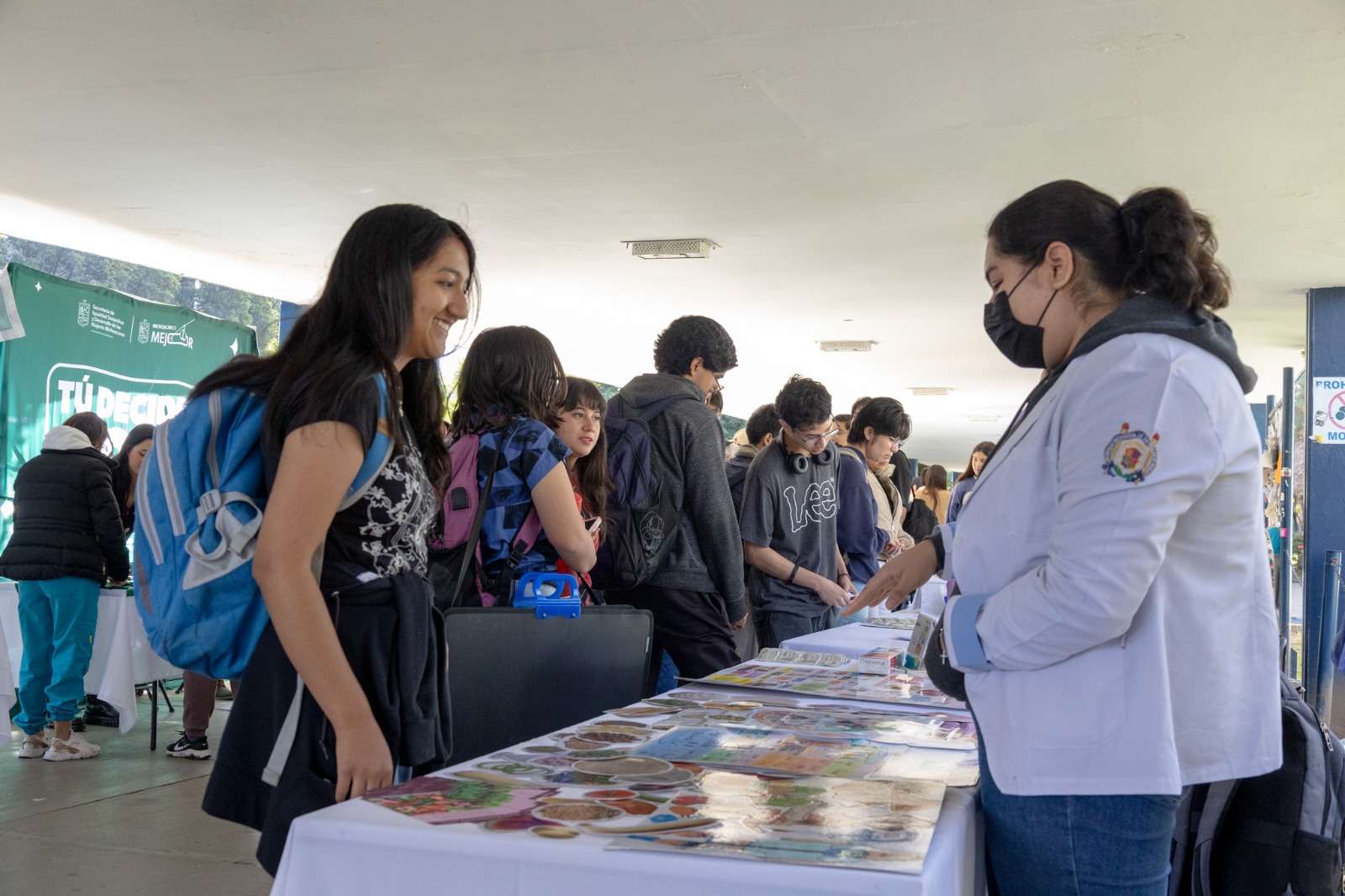 UMSNH apuesta a la cultura de prevención de enfermedades; se registra gran afluencia en la Feria de la Salud