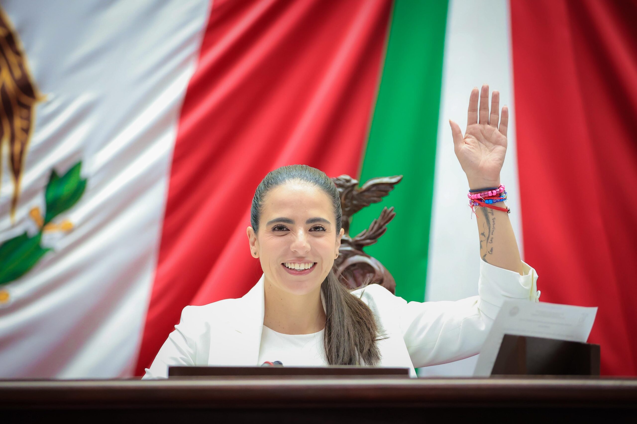 Somos el primer Congreso que frena una deuda pública y prohíbe heredarla: Giulianna Bugarini Somos el primer Congreso que frena una deuda pública y prohíbe heredarla: Giulianna Bugarini