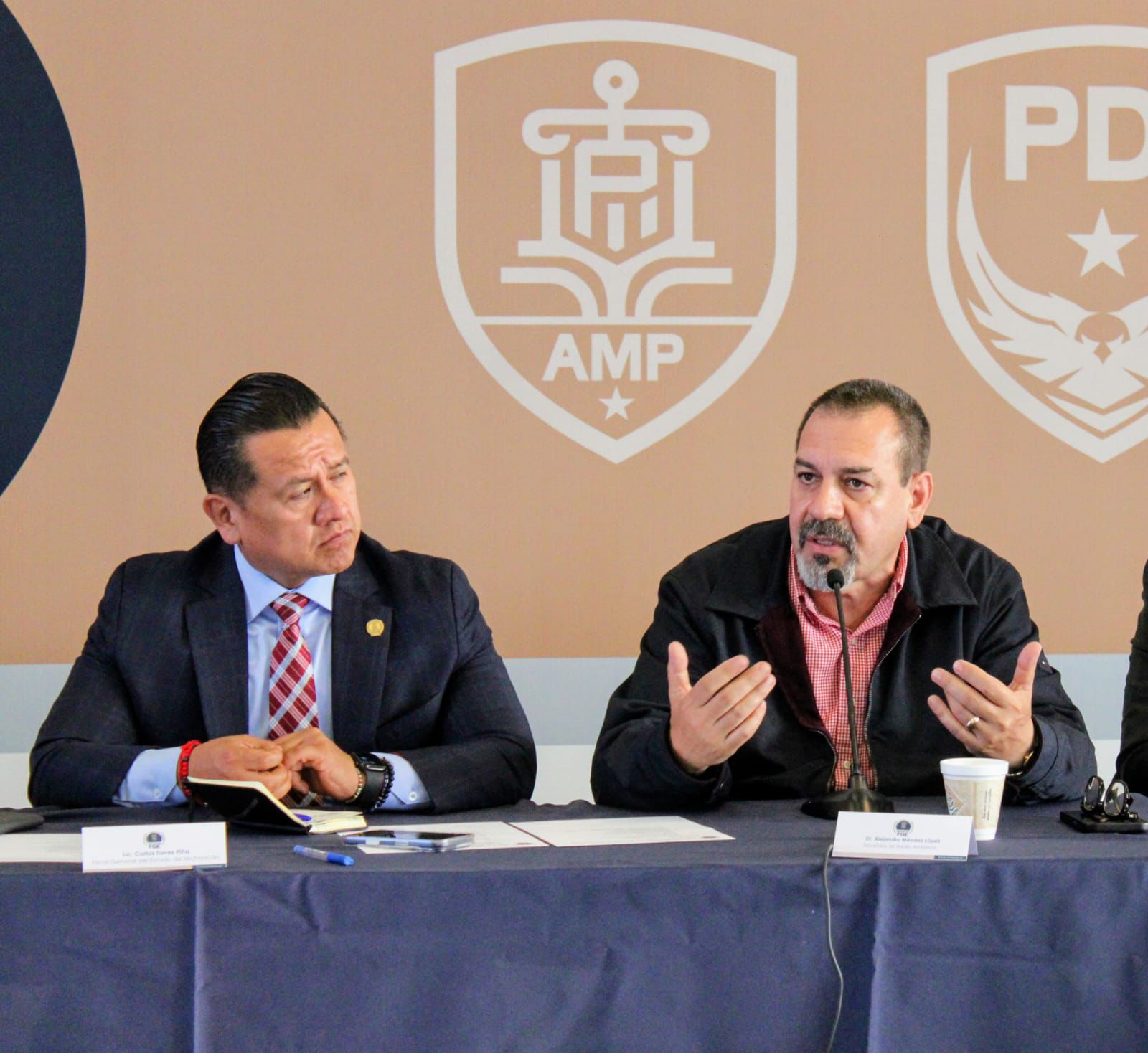 Michoacán apuesta por una justicia que proteja a familias, animales y medio ambiente Michoacán apuesta por una justicia que proteja a familias, animales y medio ambiente