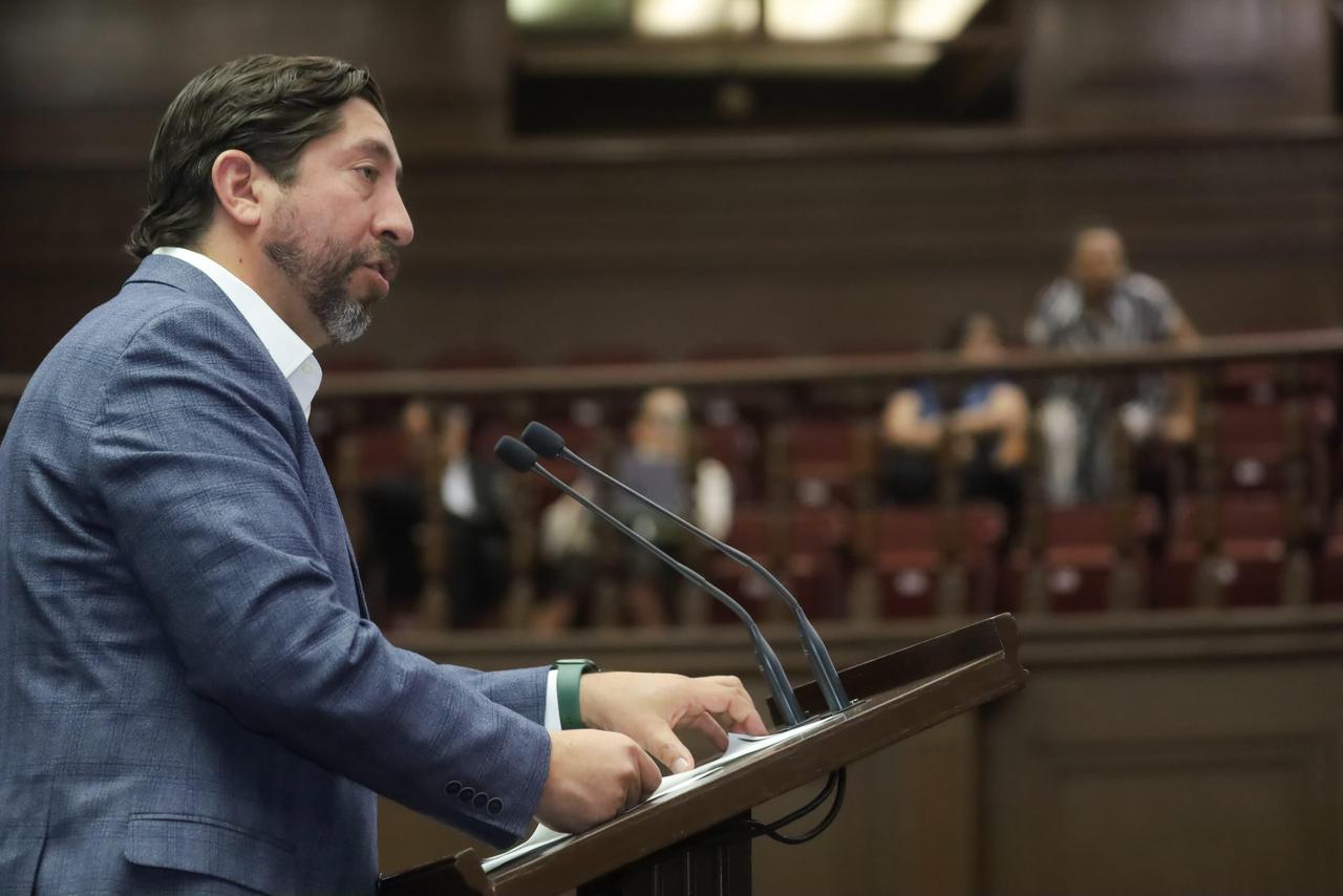 Abraham Espinoza impulsa reforma integral para la atención de la diabetes