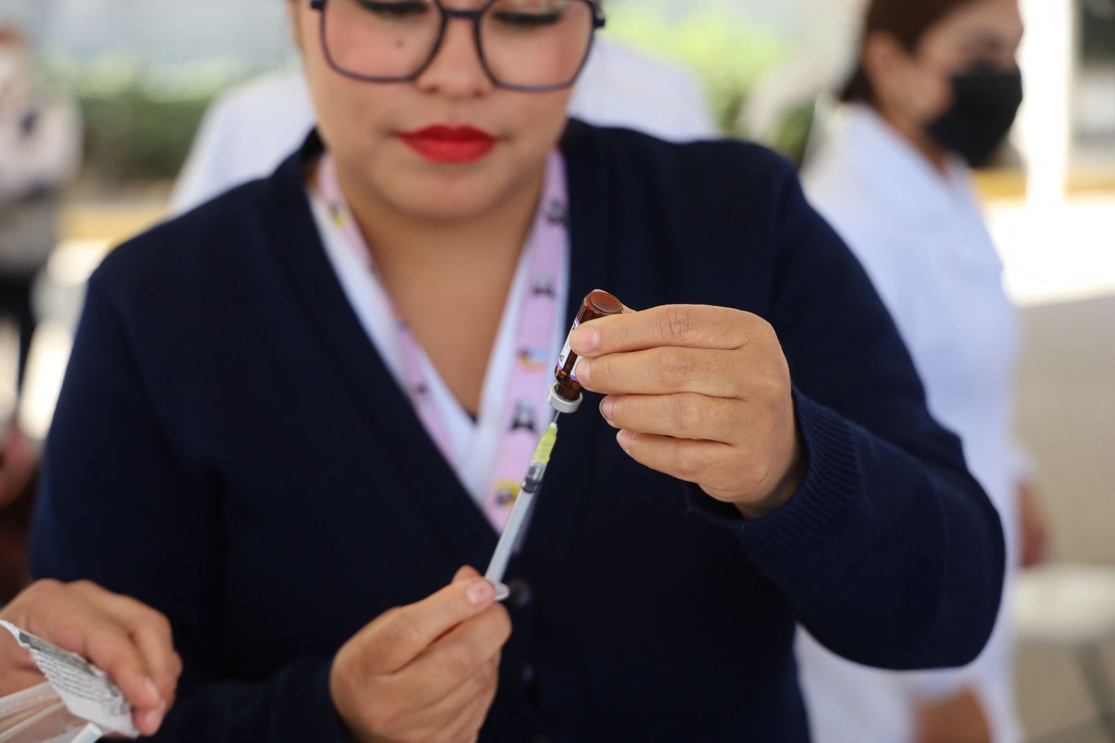 Michoacán supera las 600 mil dosis aplicadas contra el sarampión: SSM