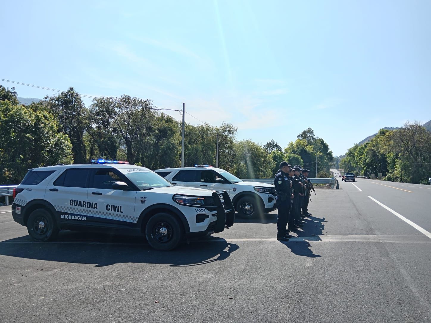 Gobierno de Michoacán refuerza seguridad tras reacción a operativo federal en Jalisco: ARB Gobierno de Michoacán refuerza seguridad tras reacción a operativo federal en Jalisco: ARB