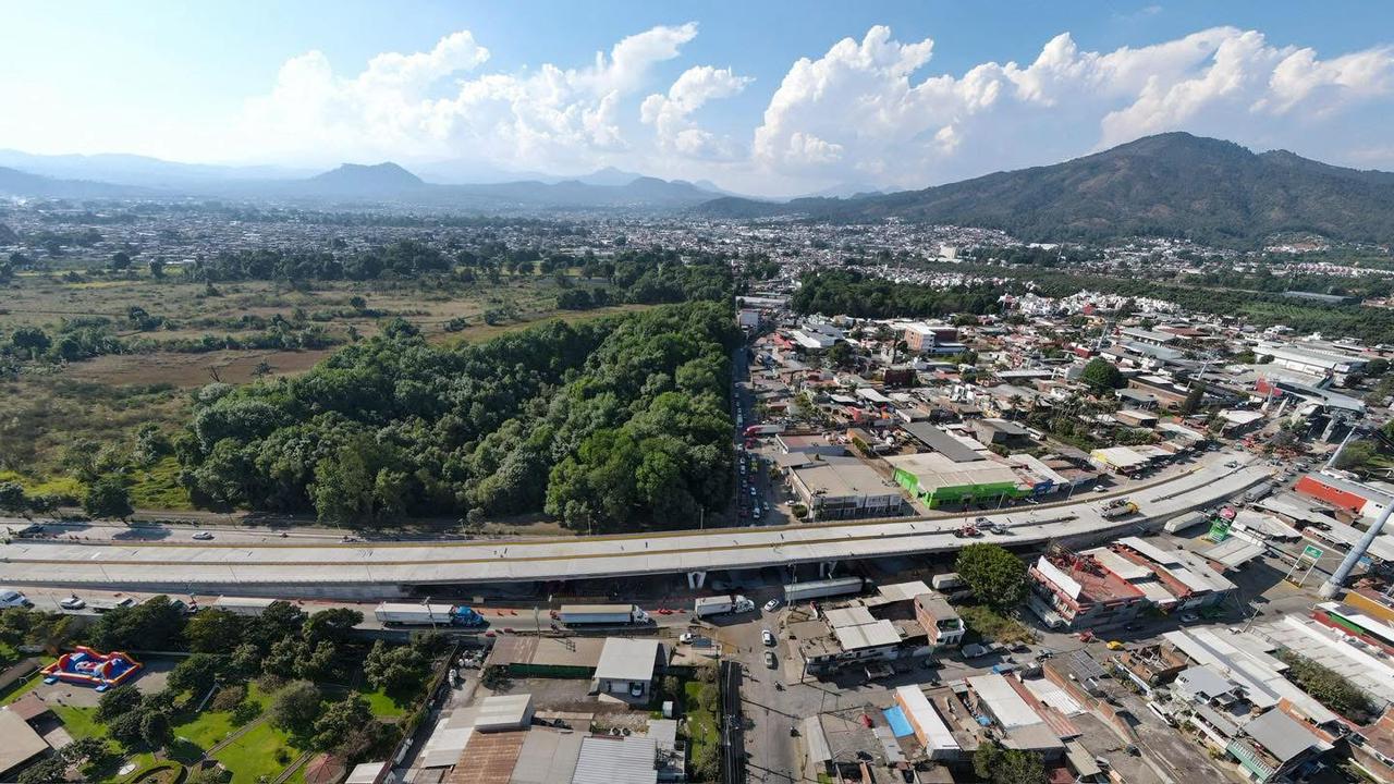 Paso La Hielera en Uruapan agiliza la capacidad exportadora de la región: Sedeco