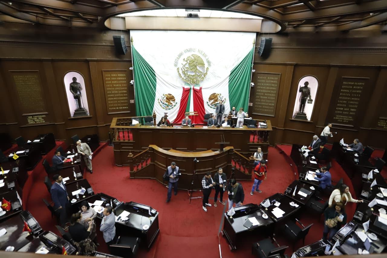 Legisladores fortalecen el marco normativo para prevenir, atender y controlar el VIH y el SIDA Legisladores fortalecen el marco normativo para prevenir, atender y controlar el VIH y el SIDA