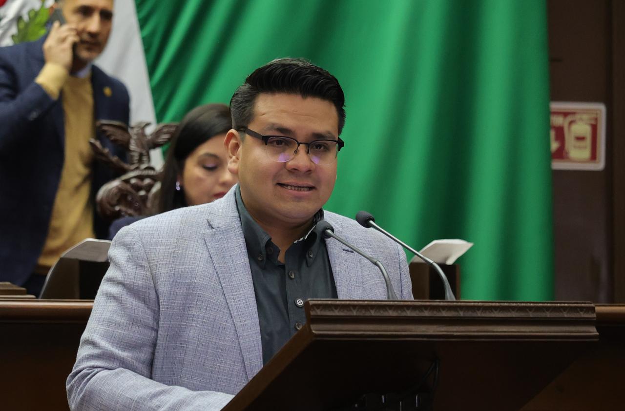 Desde Tribuna, Toño Carreño pide se creen partidas presupuestales para prevención de incendios Desde Tribuna, Toño Carreño pide se creen partidas presupuestales para prevención de incendios