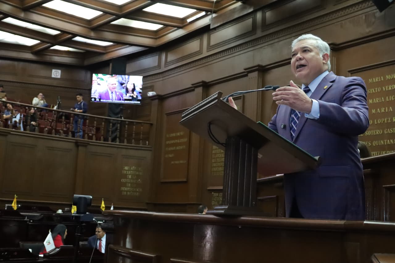 Impulsa Magaña de la Mora reforma para permitir la adopción legal de personas mayores de edad