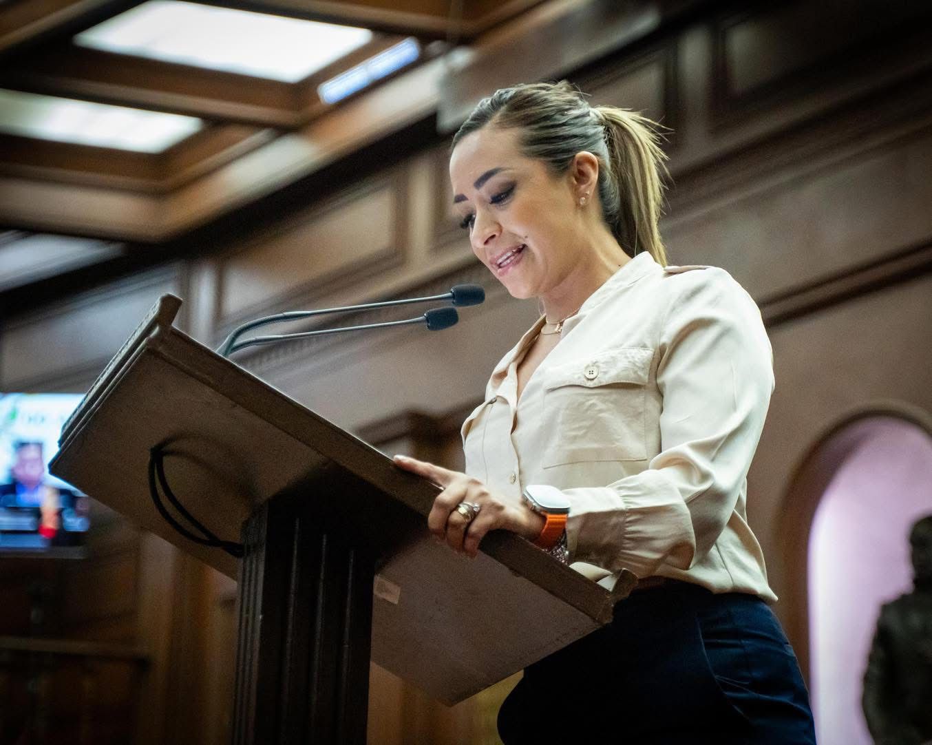 Grecia Aguilar destaca importancia de legislar prevención de la violencia entre las juventudes