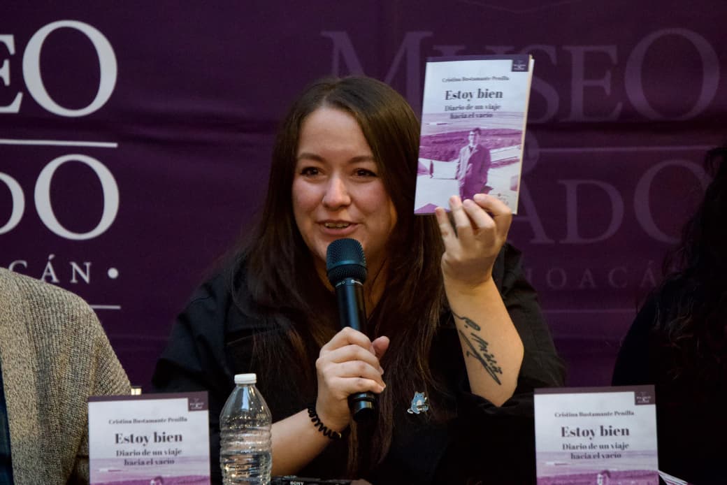 Secum presenta libro de Cristina Bustamante seleccionado en Palabras de Colibrí