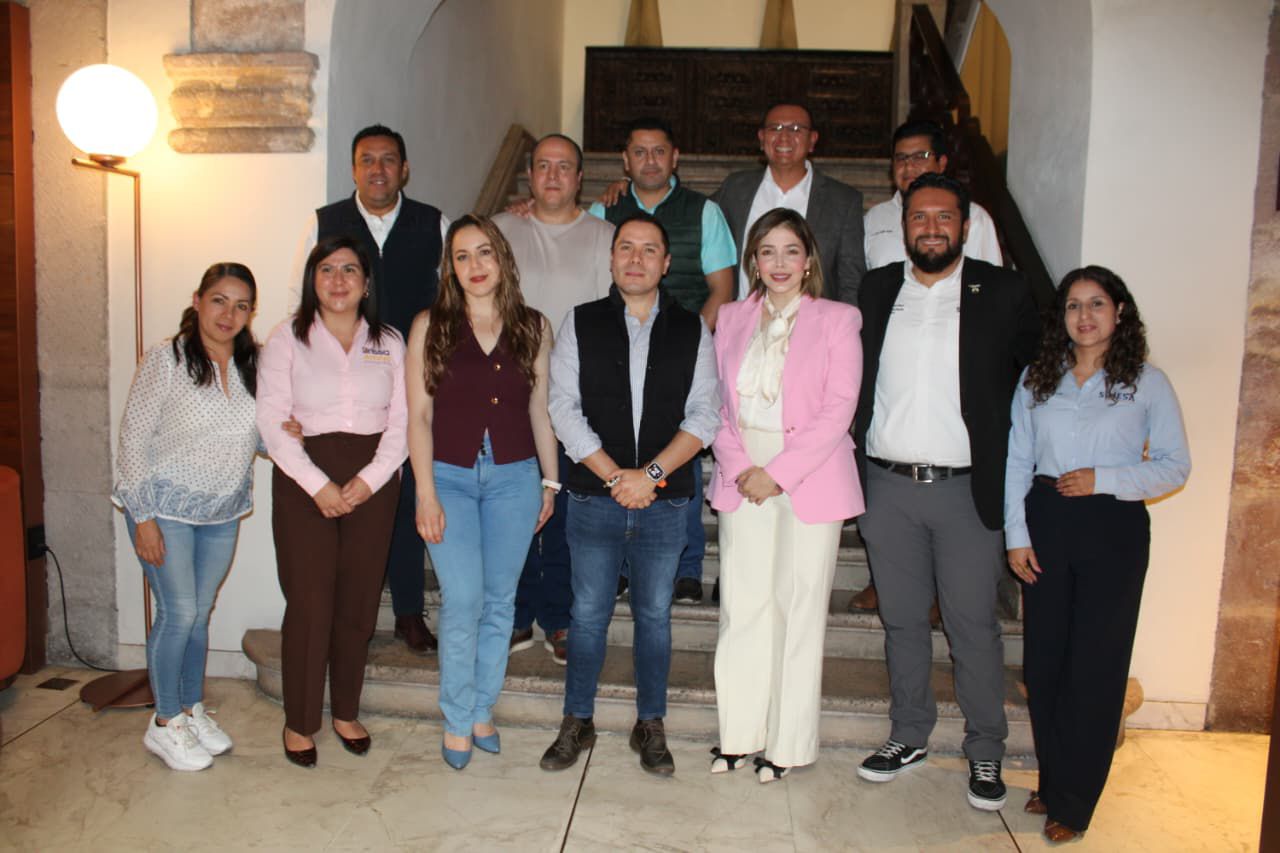 Diputada Brissa Arroyo hace alianza con el Sindicato Mexicano de Salud (SIMESA)