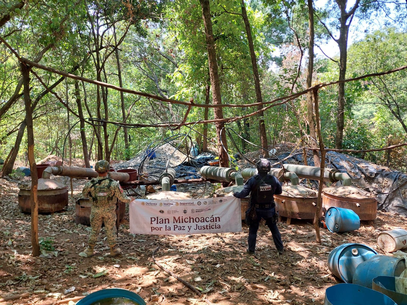 En operativo interinstitucional, SSP desactiva laboratorio de droga en Arteaga