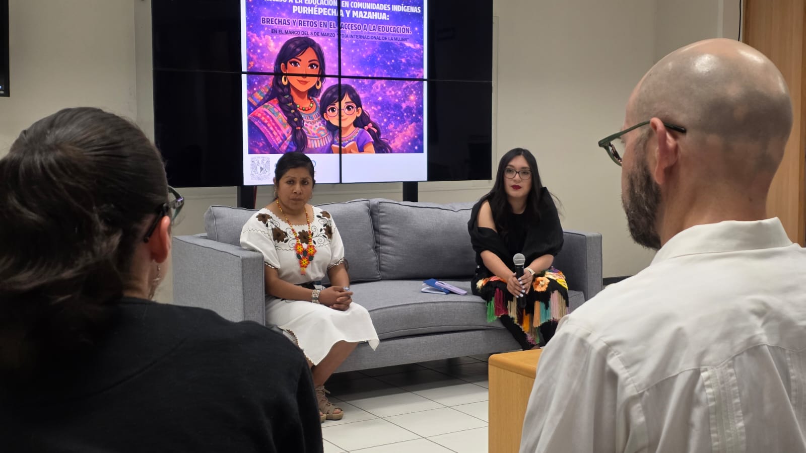 Menos de 1% de las mujeres indígenas en Michoacán alcanzan el posgrado: UNAM urge a romper brechas de género y etnia en la educación.