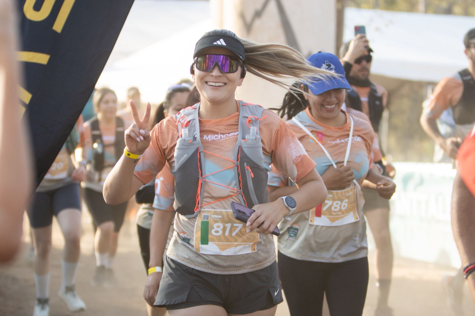 Ultra senderos de los Lagos reúne a 550 atletas en la presa de Cointzio