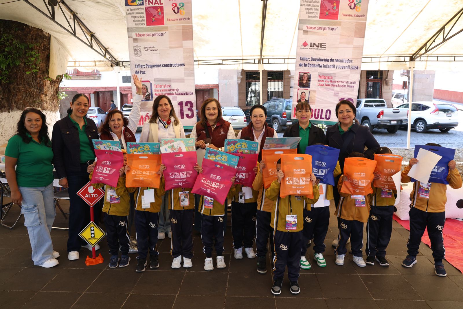 Talleres y diálogos juveniles fortalecen la participación y la construcción de ciudadanía desde lo comunitario Talleres y diálogos juveniles fortalecen la participación y la construcción de ciudadanía desde lo comunitario