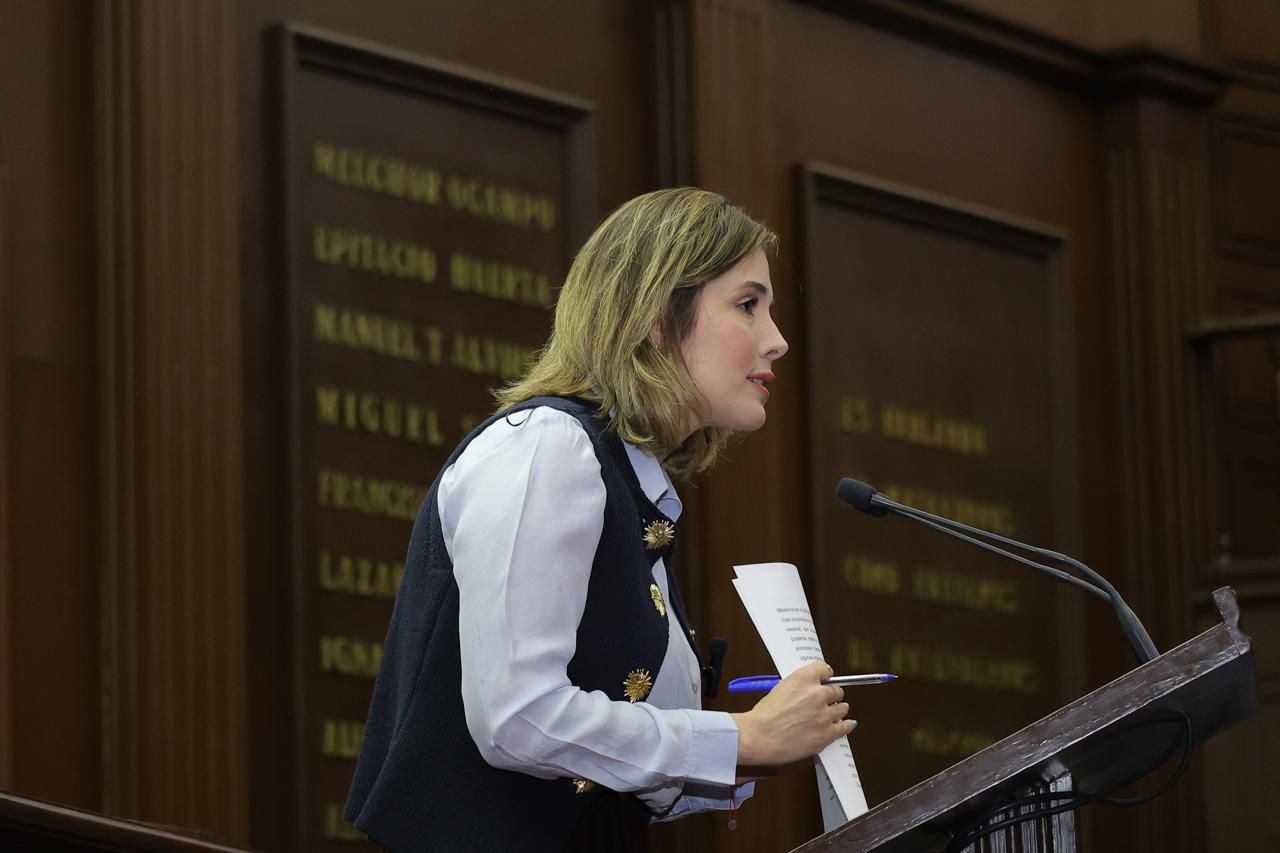 Brissa Arroyo Propone ordenamiento ecológico de las cuencas hidrográficas en el estado Brissa Arroyo Propone ordenamiento ecológico de las cuencas hidrográficas en el estado