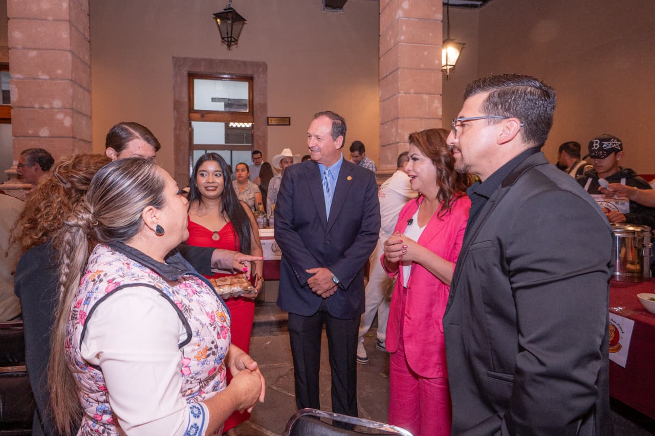 Michoacán fortalece su marco legal para impulsar el desarrollo económico y el cooperativismo: David Martínez Gowman Michoacán fortalece su marco legal para impulsar el desarrollo económico y el cooperativismo: David Martínez Gowman