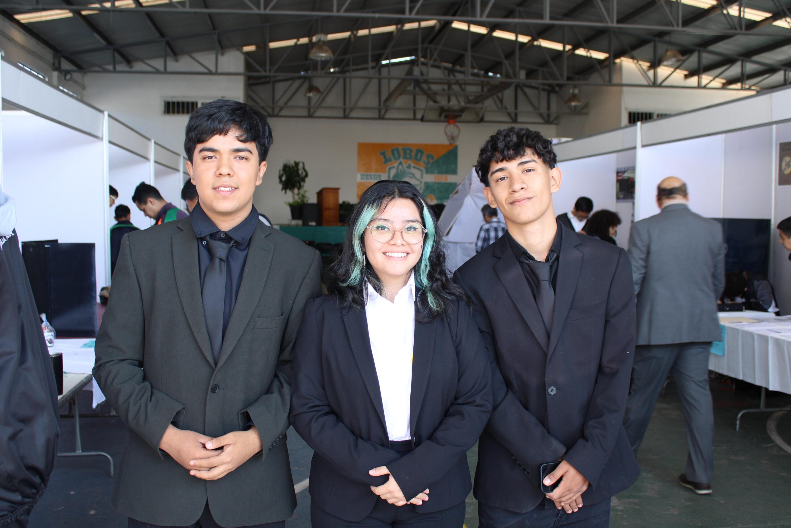 ¿Programar sin computadora? Estudiantes del Cecytem crean app que lo hace posible