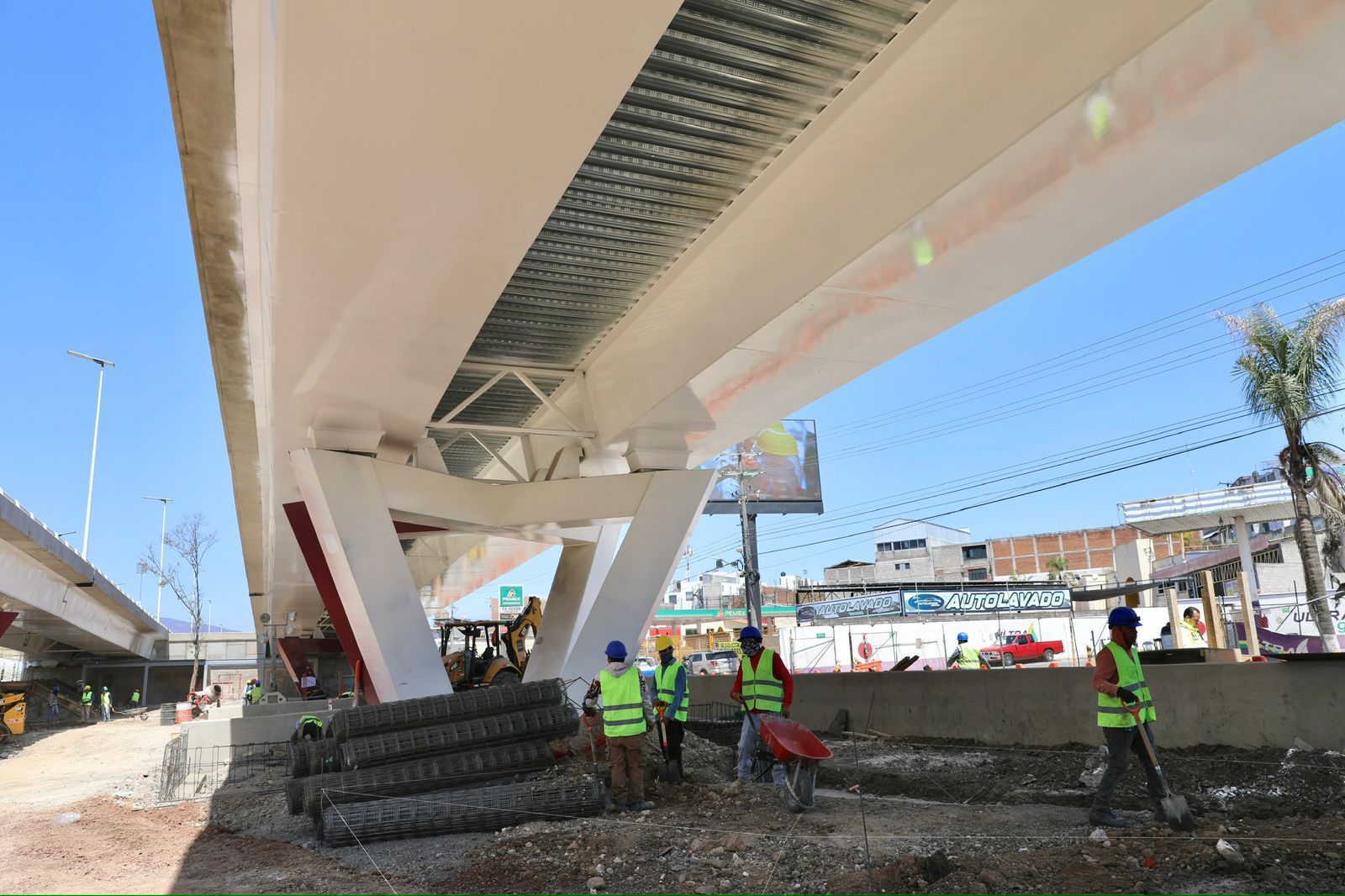 En Morelia se generan 8 mil empleos con obras estatales: ARB En Morelia se generan 8 mil empleos con obras estatales: ARB