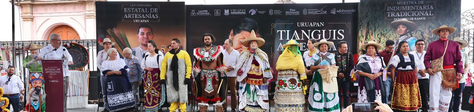 Premia ARB las mejores piezas del 65 Concurso Artesanal de Domingo de Ramos Premia ARB las mejores piezas del 65 Concurso Artesanal de Domingo de Ramos