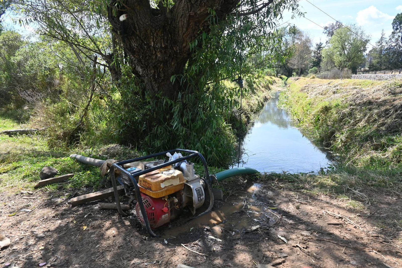 Llama Conagua Michoacán a denunciar huachicol de agua en la entidad