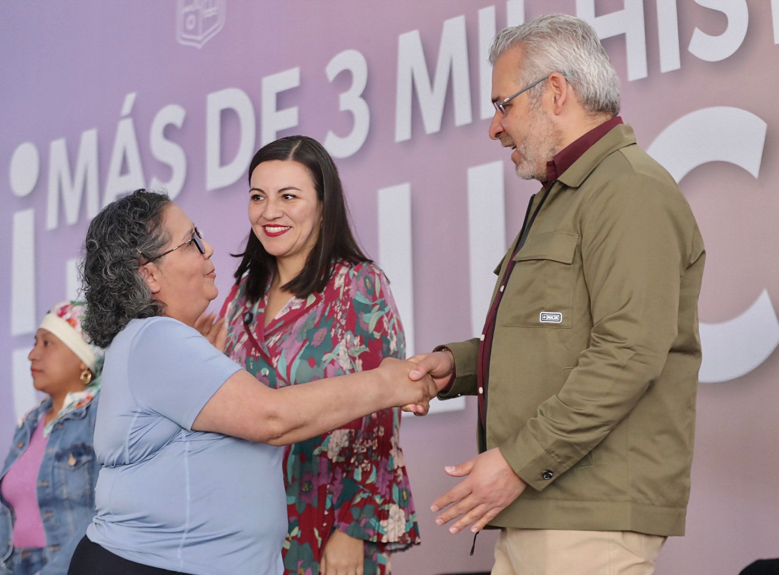 Michoacán elimina lista de espera para tratamientos contra el cáncer con nuevo equipamiento médico: ARB