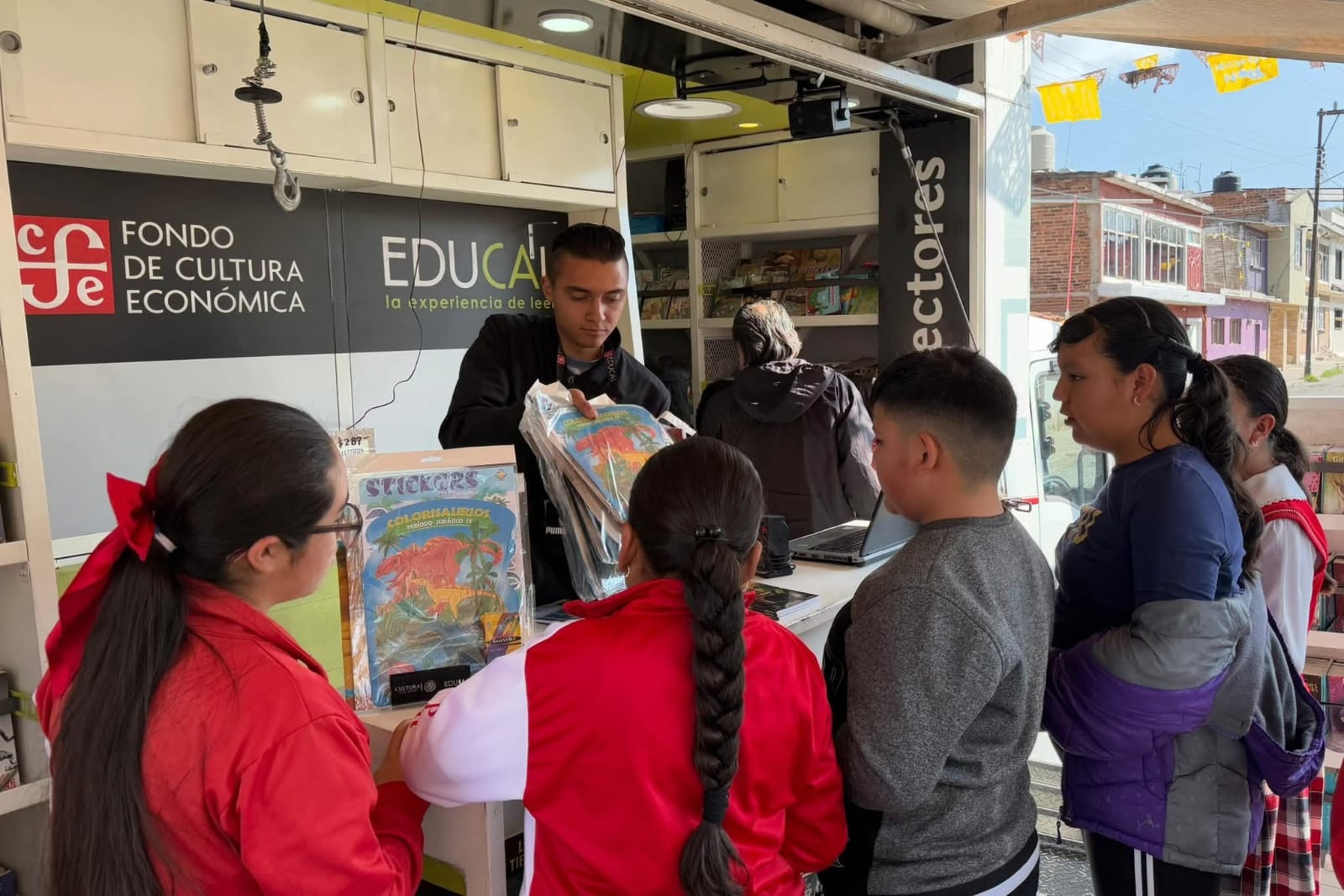 Avanza la segunda etapa de la Ruta de Lectura dentro del Plan Michoacán Avanza la segunda etapa de la Ruta de Lectura dentro del Plan Michoacán