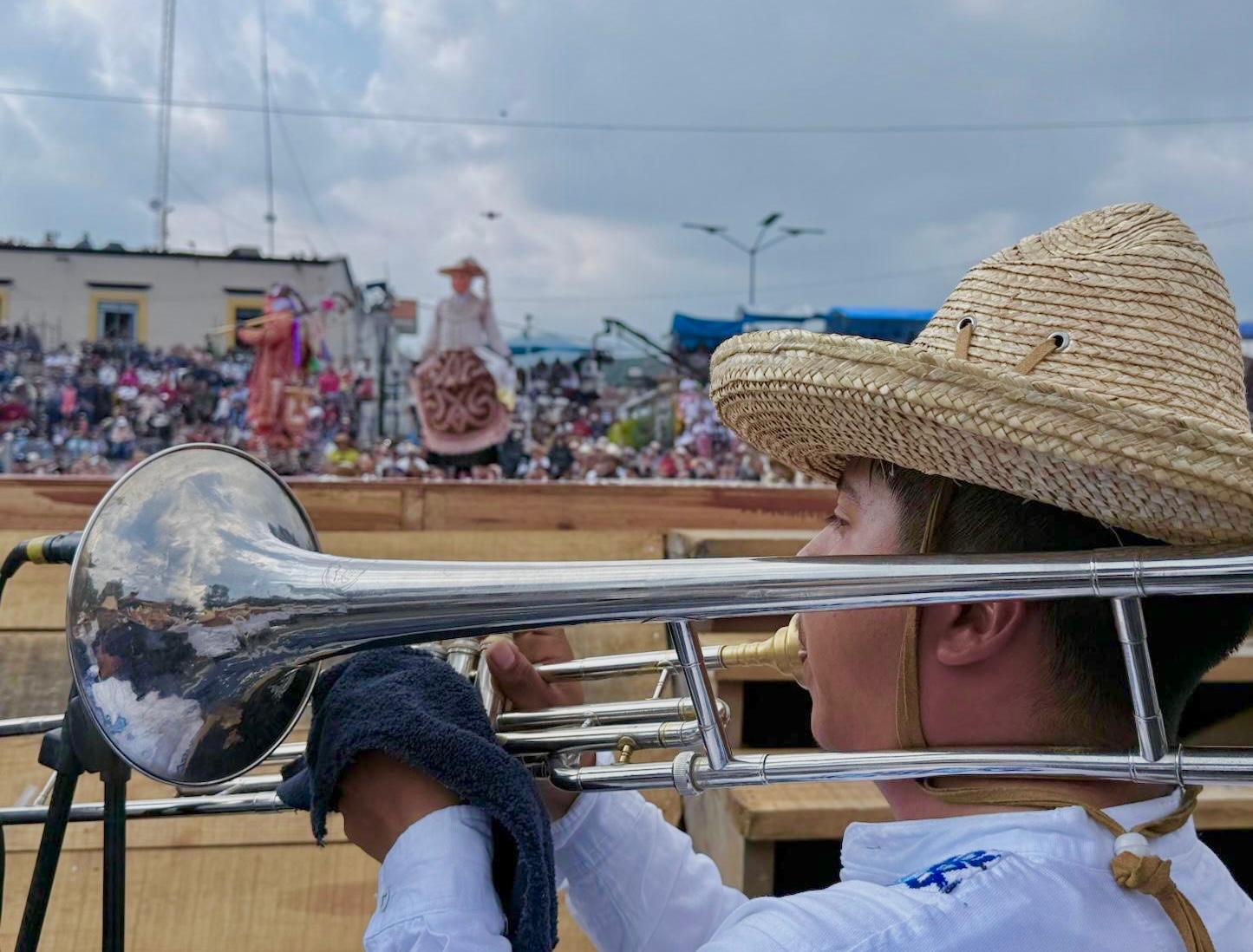 Bandas y orquestas tradicionales recibirán instrumentos para consolidar su formación artística