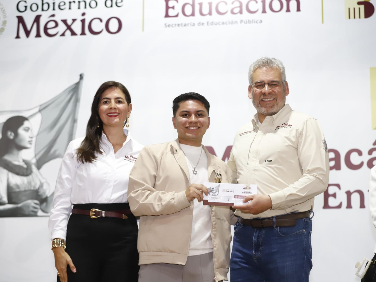 Hoy inicia pago de becas para media superior y superior: Gabriela Molina Hoy inicia pago de becas para media superior y superior: Gabriela Molina