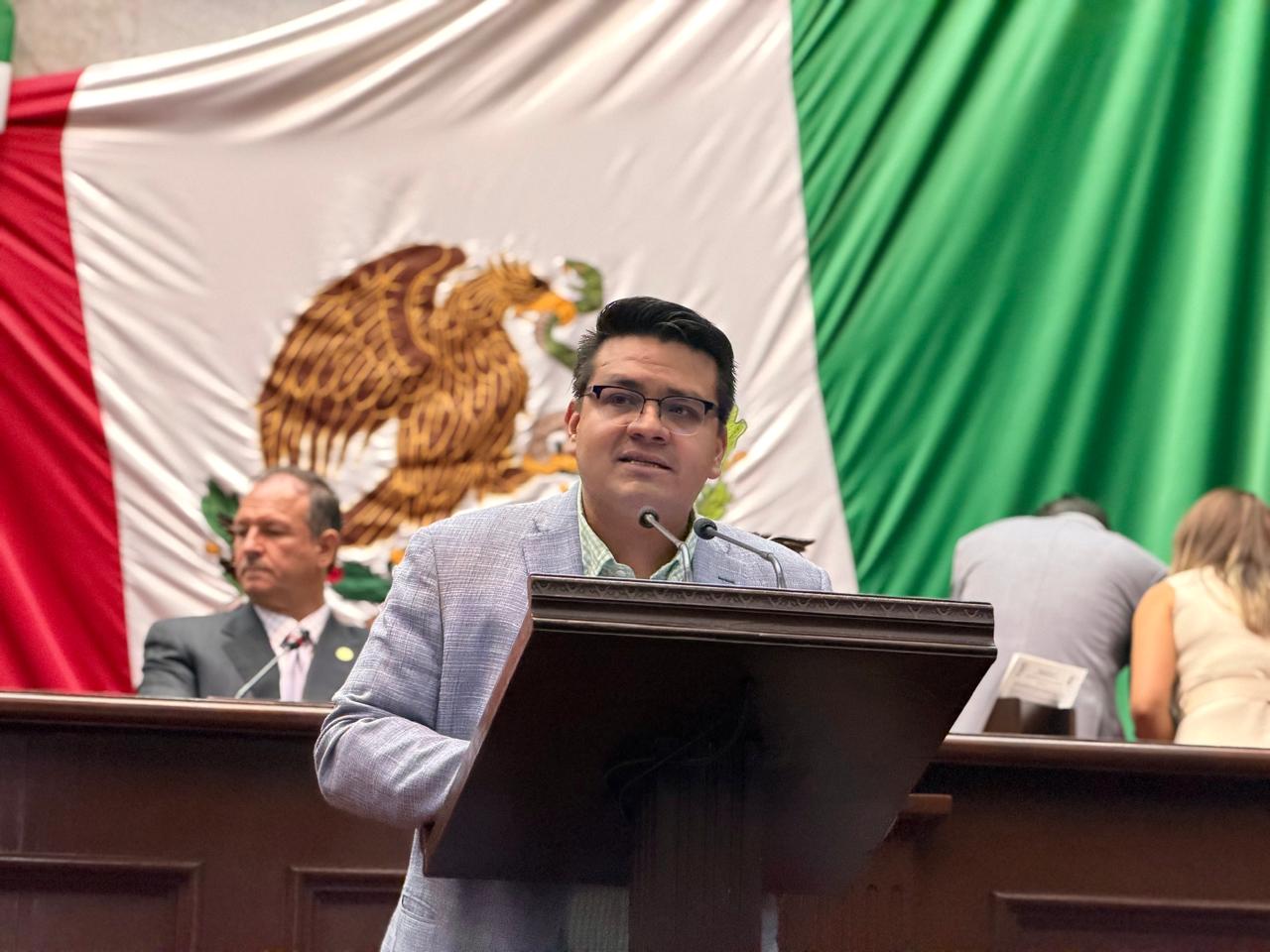 Toño Carreño llama a que se apruebe la Ley de Búsqueda de Personas en Michoacán Toño Carreño llama a que se apruebe la Ley de Búsqueda de Personas en Michoacán