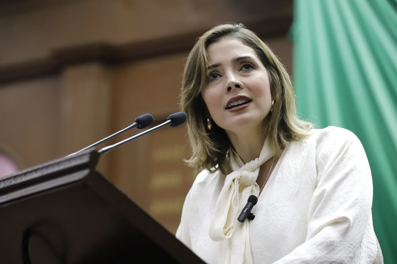 Plantea Brissa Arroyo proteger caballos bailadores y considerar esta actividad patrimonio cultural