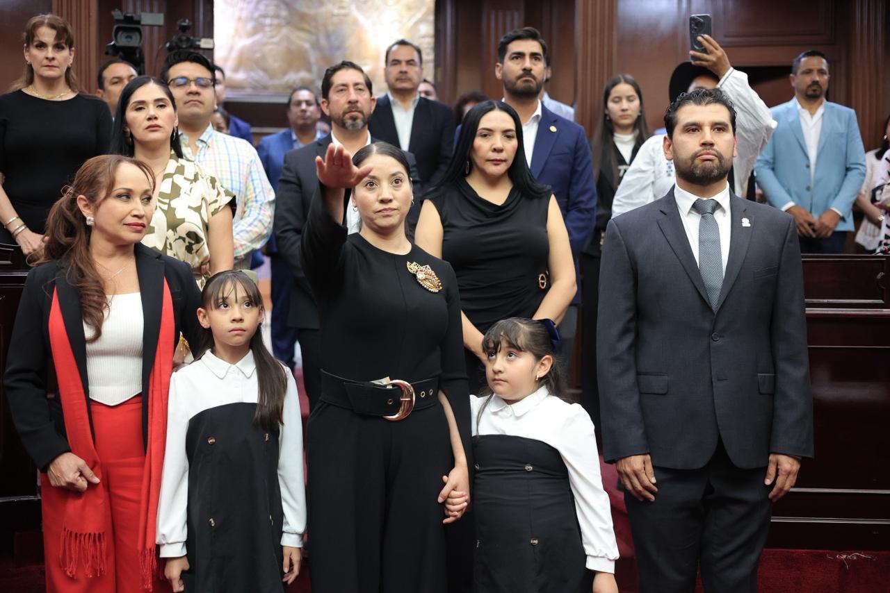 Designa Congreso del Estado a presidenta sustituta del Ayuntamiento de Nuevo Parangaricutiro