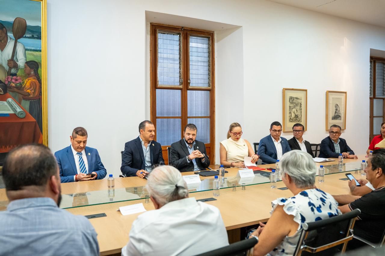 Gobierno de Michoacán instala mesa de diálogo para destrabar huelga en la UMSNH: Raúl Zepeda