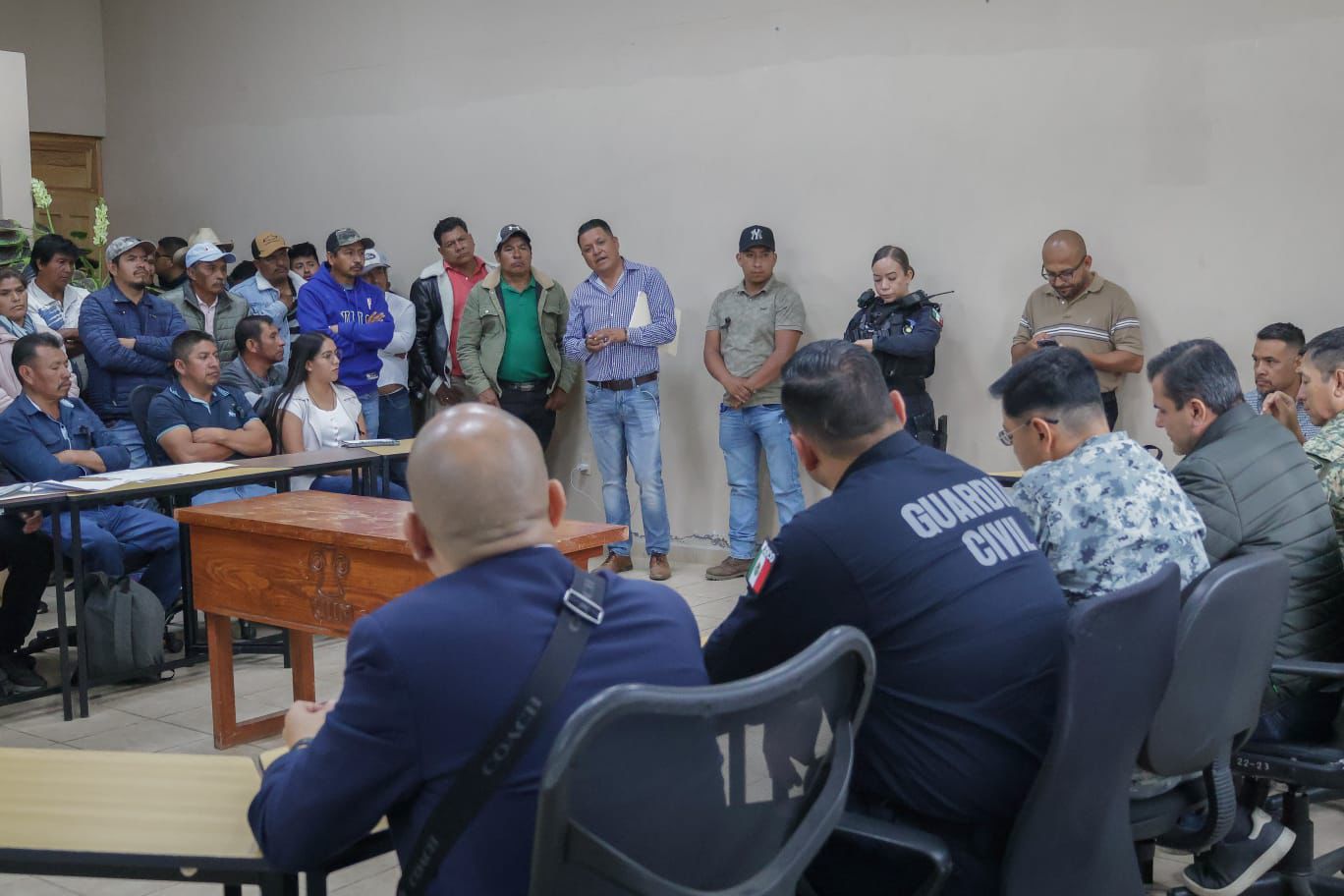 Se restablece tránsito en Sevina tras diálogo con habitantes: Raúl Zepeda