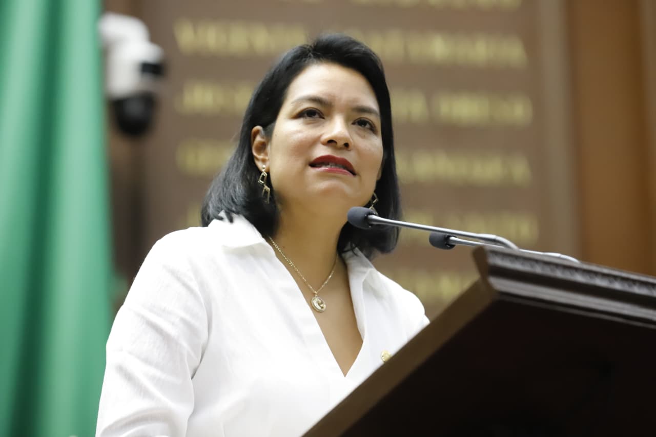 Eréndira Isauro impulsa reforma para garantizar apoyo directo a mujeres artesanas indígenas de Michoacán