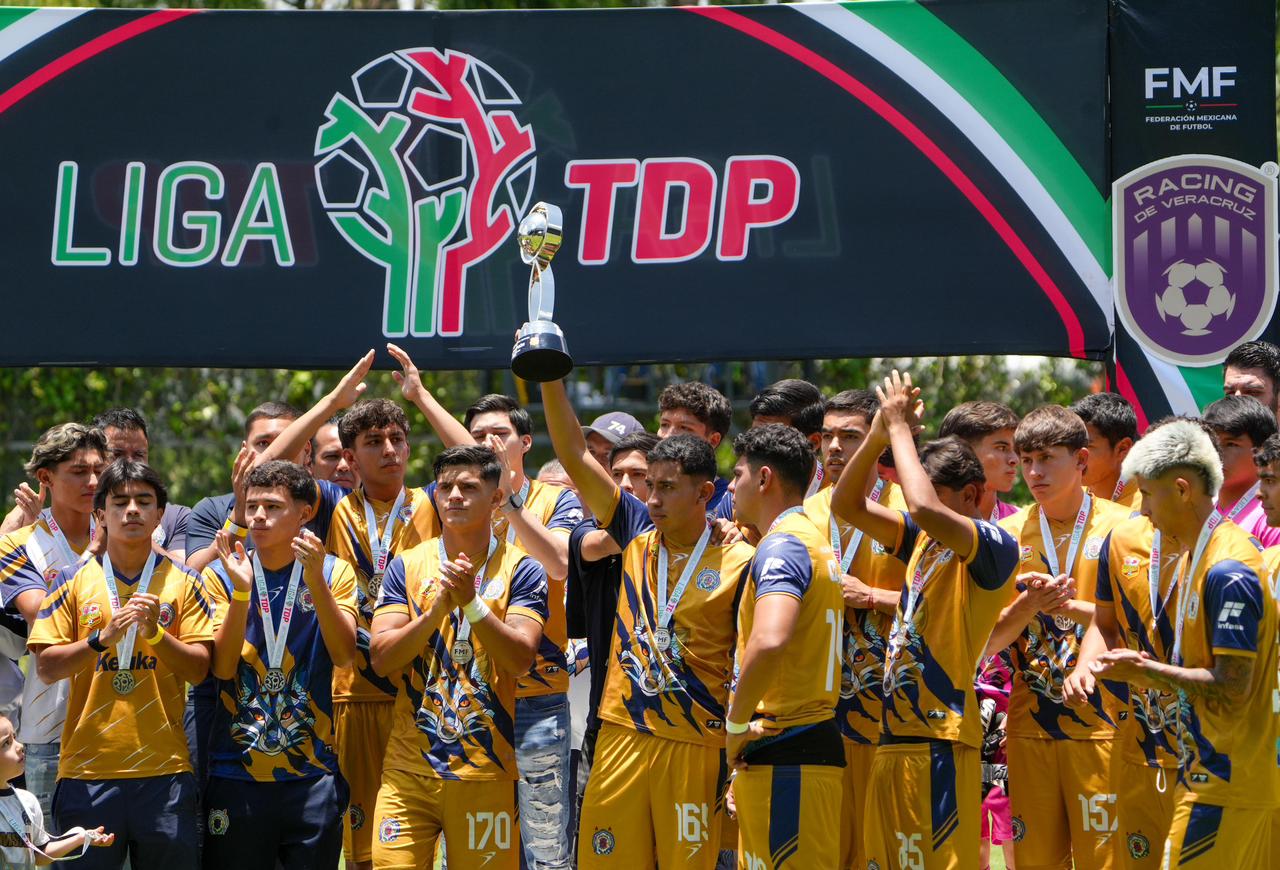 Por primera vez en la historia, Atlético Morelia -UMSNH se corona subcampeón nacional de la Liga TDP