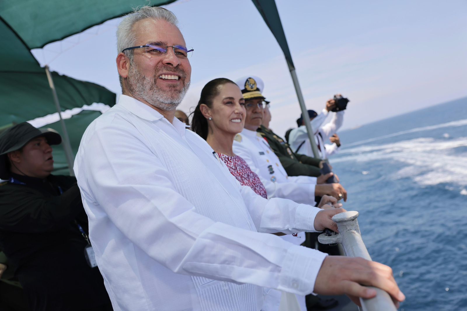ARB y CSP honran a la Marina Armada desde Michoacán