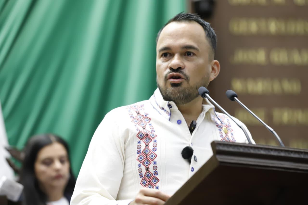 Propone Hugo Rangel modernizar la comunicación social del Congreso